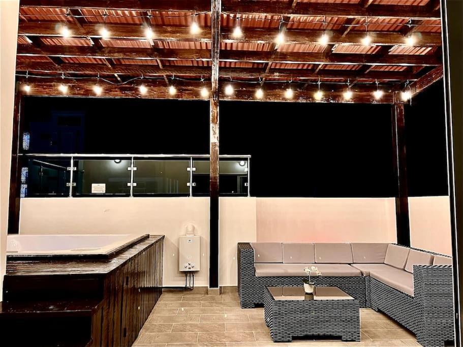 圣地亚哥洛斯卡巴Magnificent Pent House W/Jacuzzi公寓 外观 照片